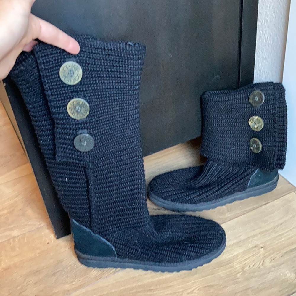 UGG women’s classic cardy boot